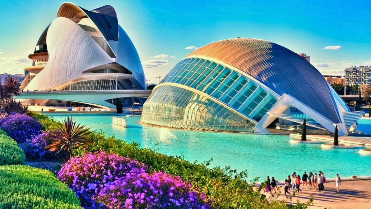 Por qué mudarte de Barcelona a Valencia