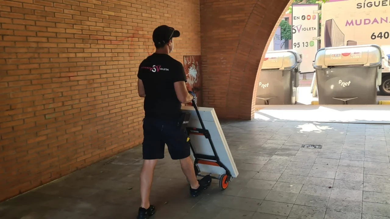 mudanzas de Barcelona a Pamplona